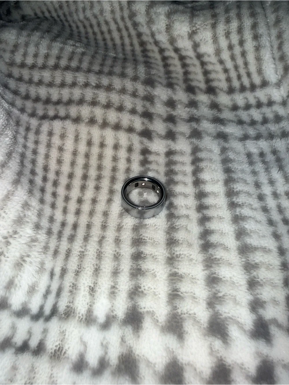 Oura Ring Gen 4 – Excellent Condition. Size 7 , Silver